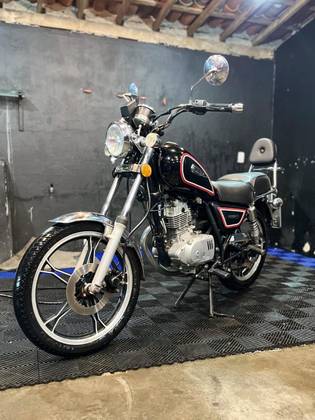 SUZUKI INTRUDER 125 